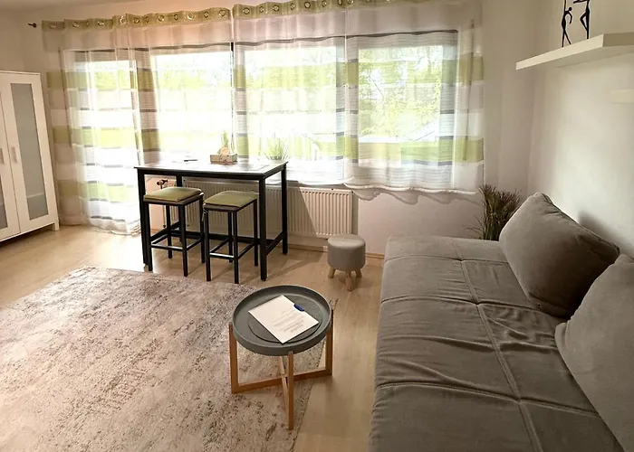 Апартаменты Ruhige Und Gruene Terassenwohnung