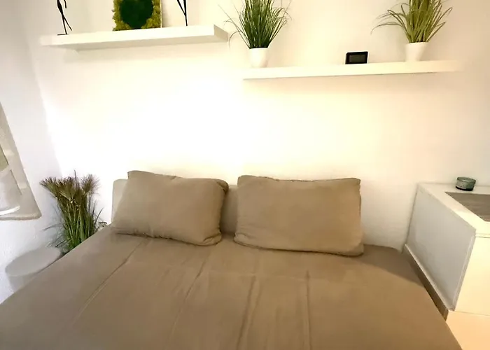 Ruhige Und Gruene Terassenwohnung Апартаменты