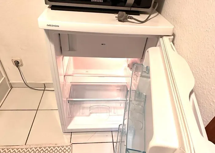 Ruhige Und Gruene Terassenwohnung Висбаден